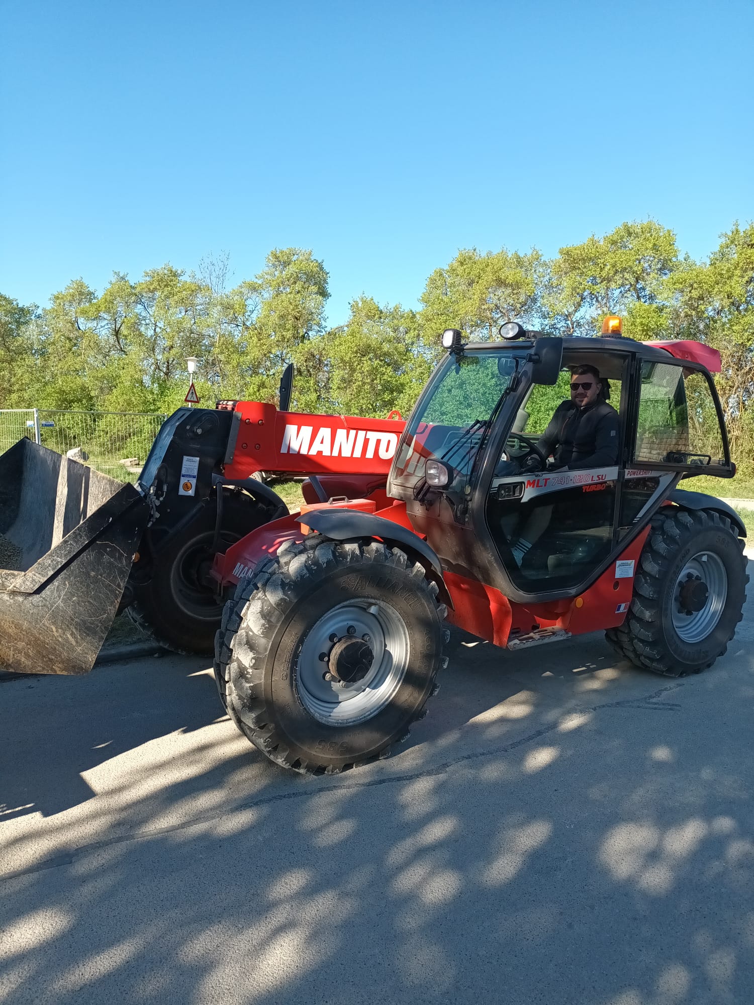 Manitou Teleskoplader im Einsatz